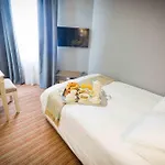 Champerret Heliopolis Hotel Paris
