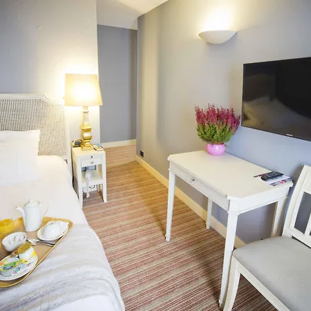Champerret Heliopolis 3* Parigi