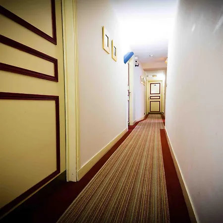 Champerret Heliopolis Hotel Parigi