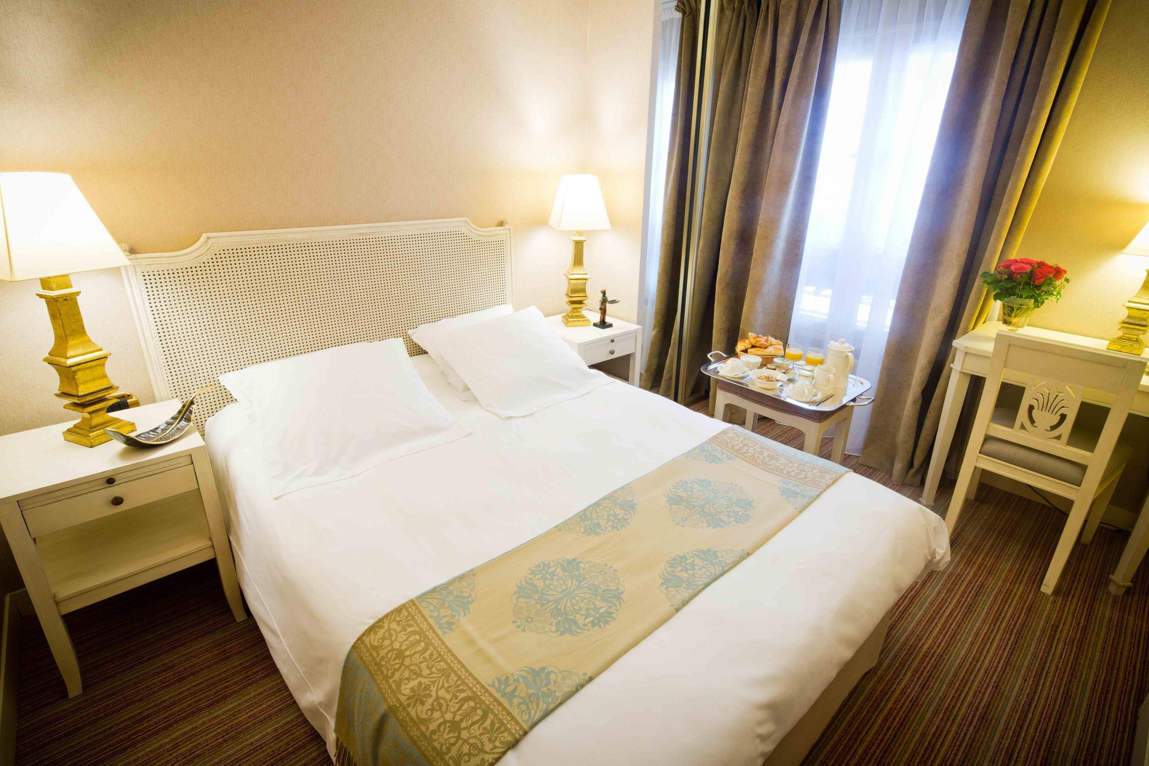 Champerret Heliopolis Hotel 3*