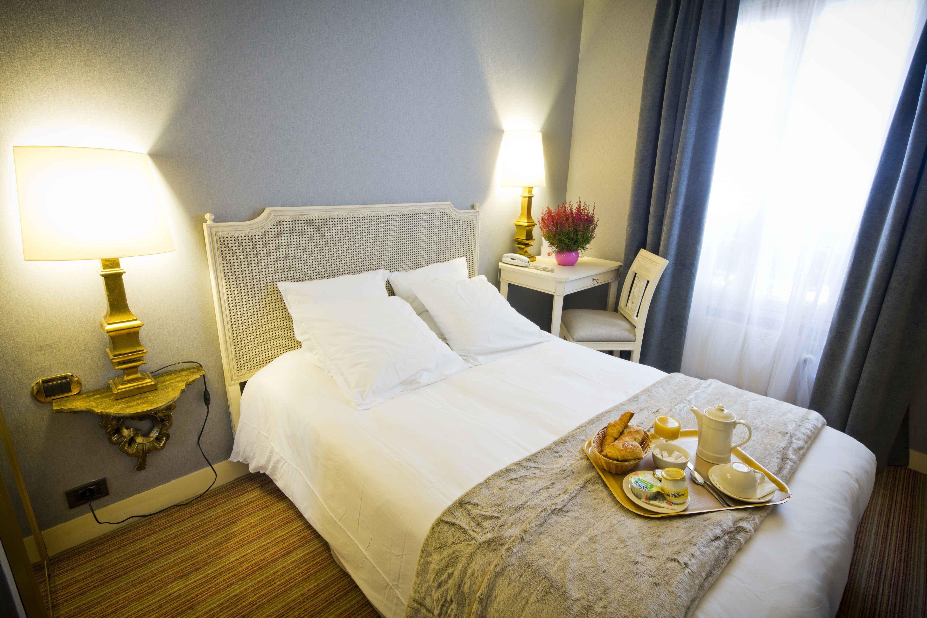 Champerret Heliopolis Hotel